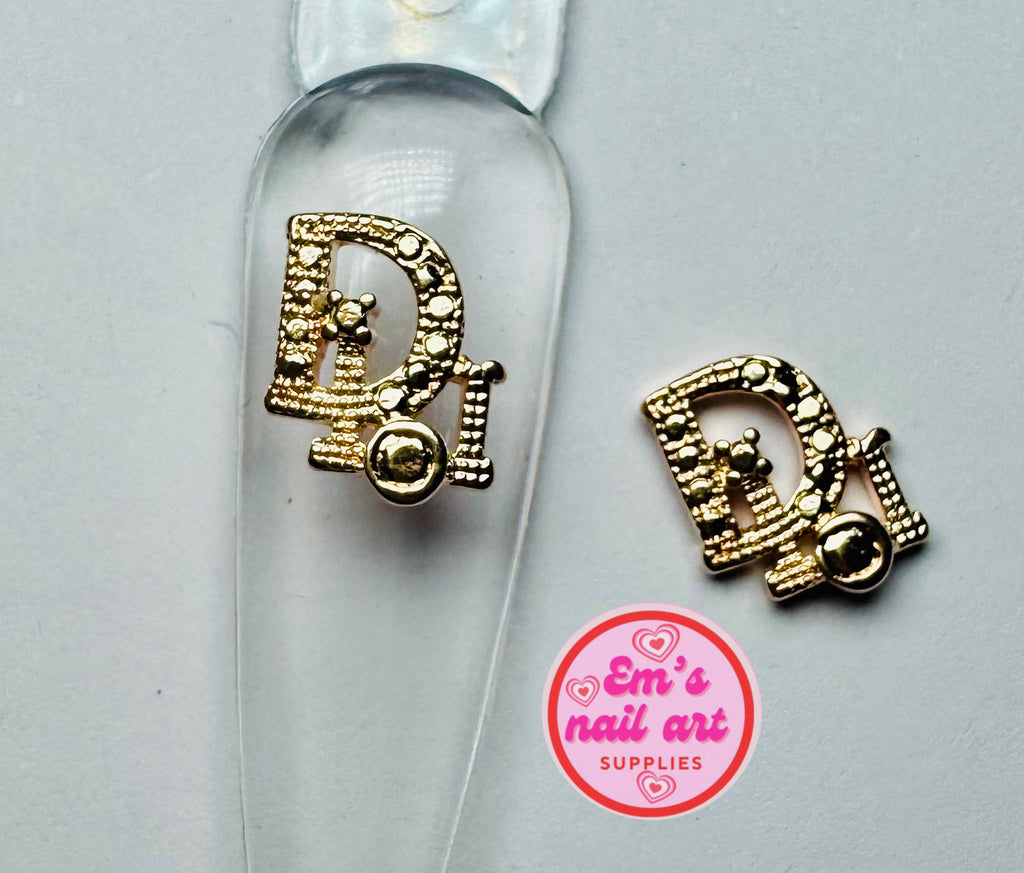 Classic D charm