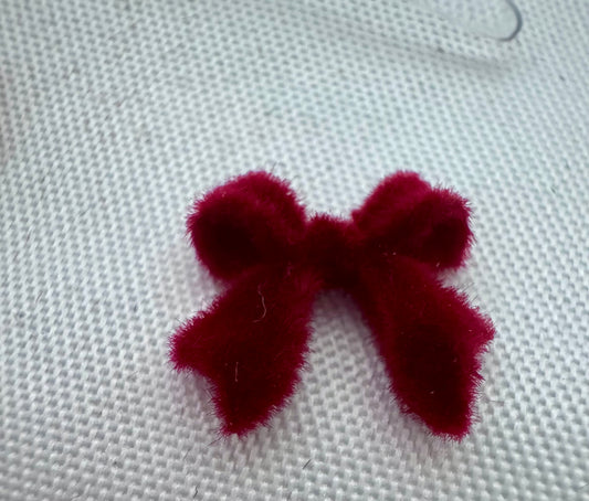 Red velvet bows