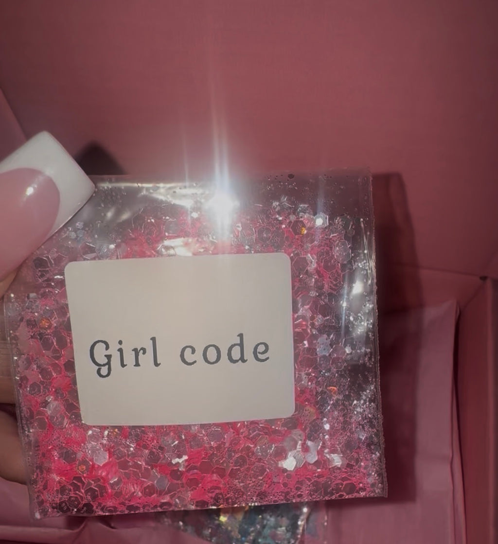 10 glitter box