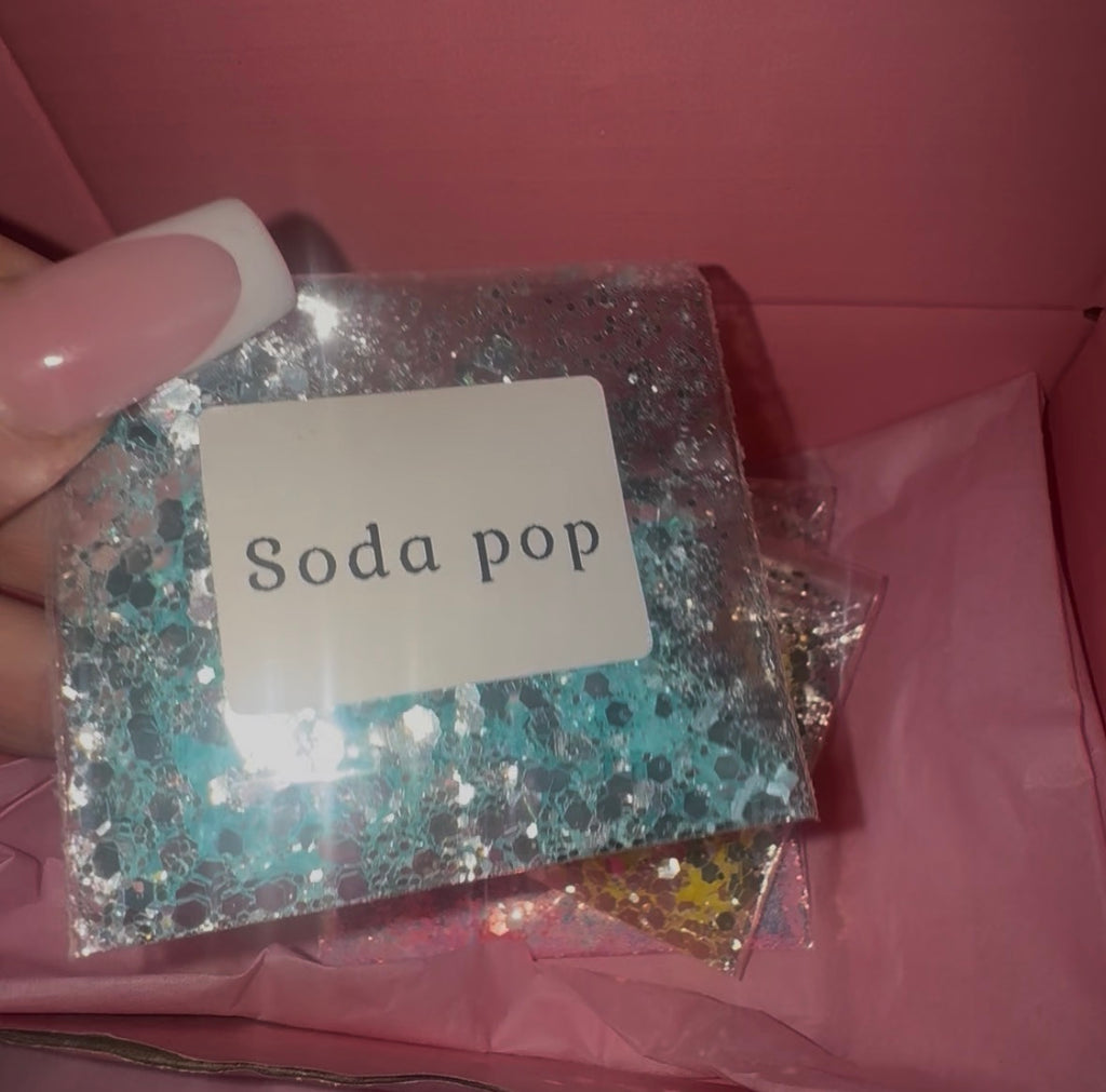 10 glitter box