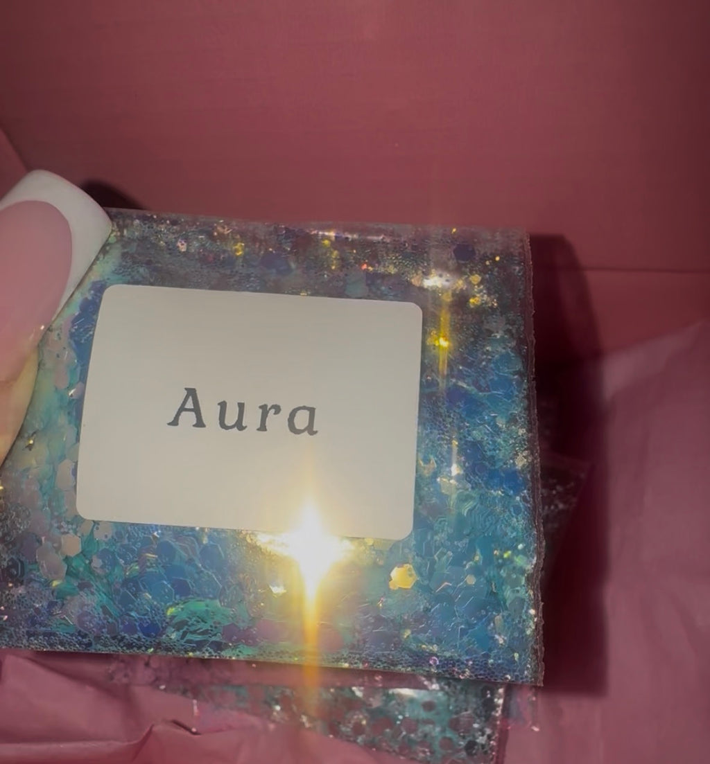 10 glitter box