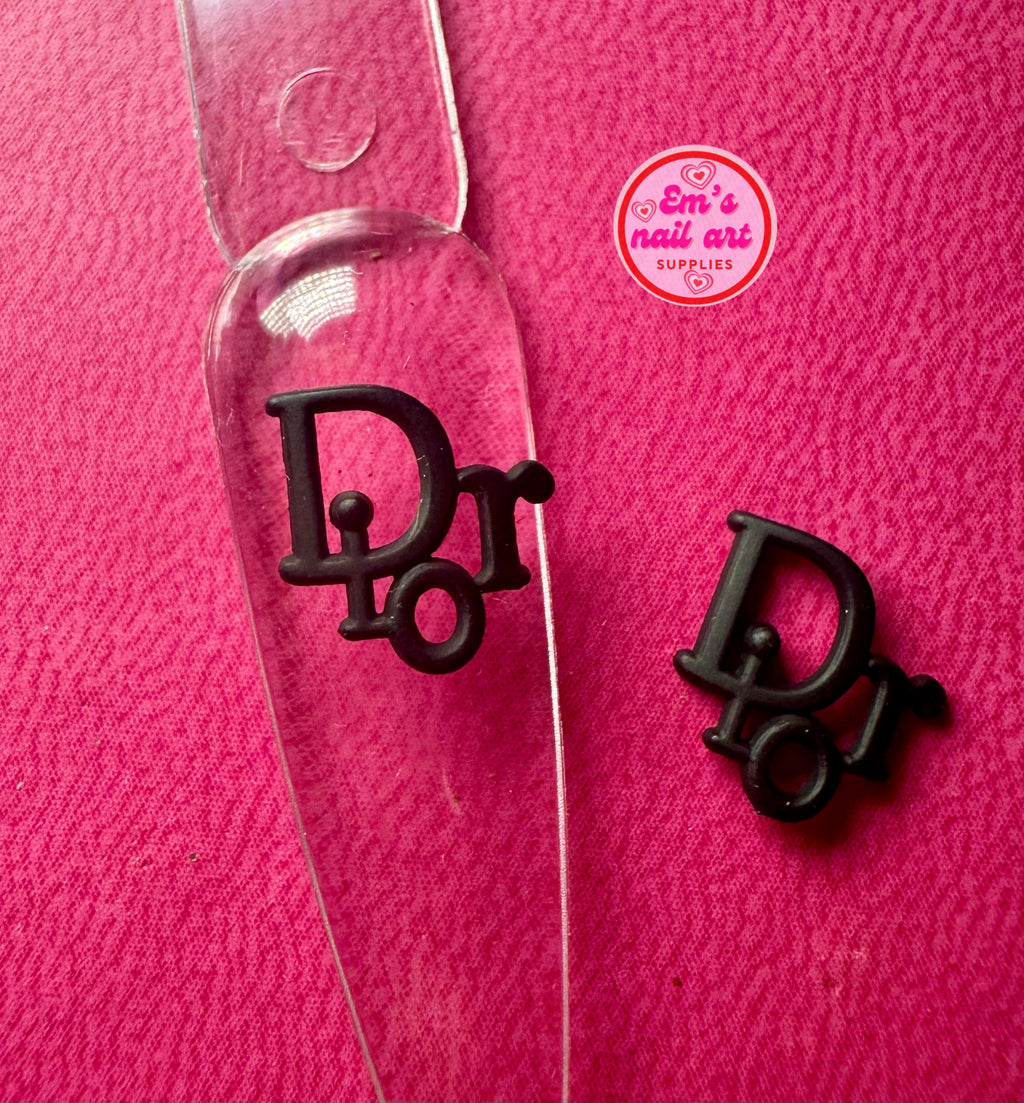 Black D logo charms
